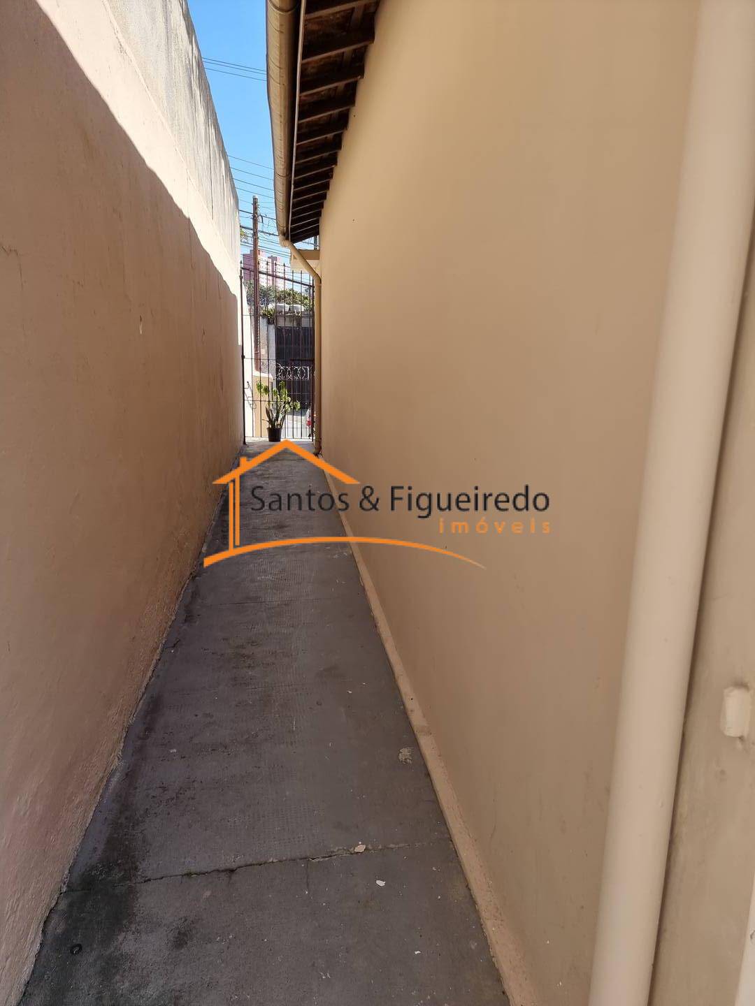 Casa para alugar com 2 quartos, 80m² - Foto 12