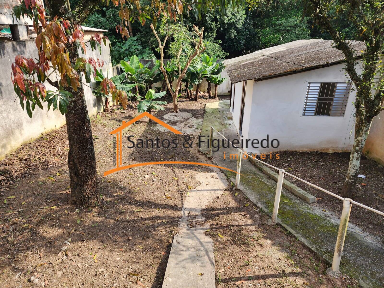 Casa para alugar com 1 quarto, 40m² - Foto 1