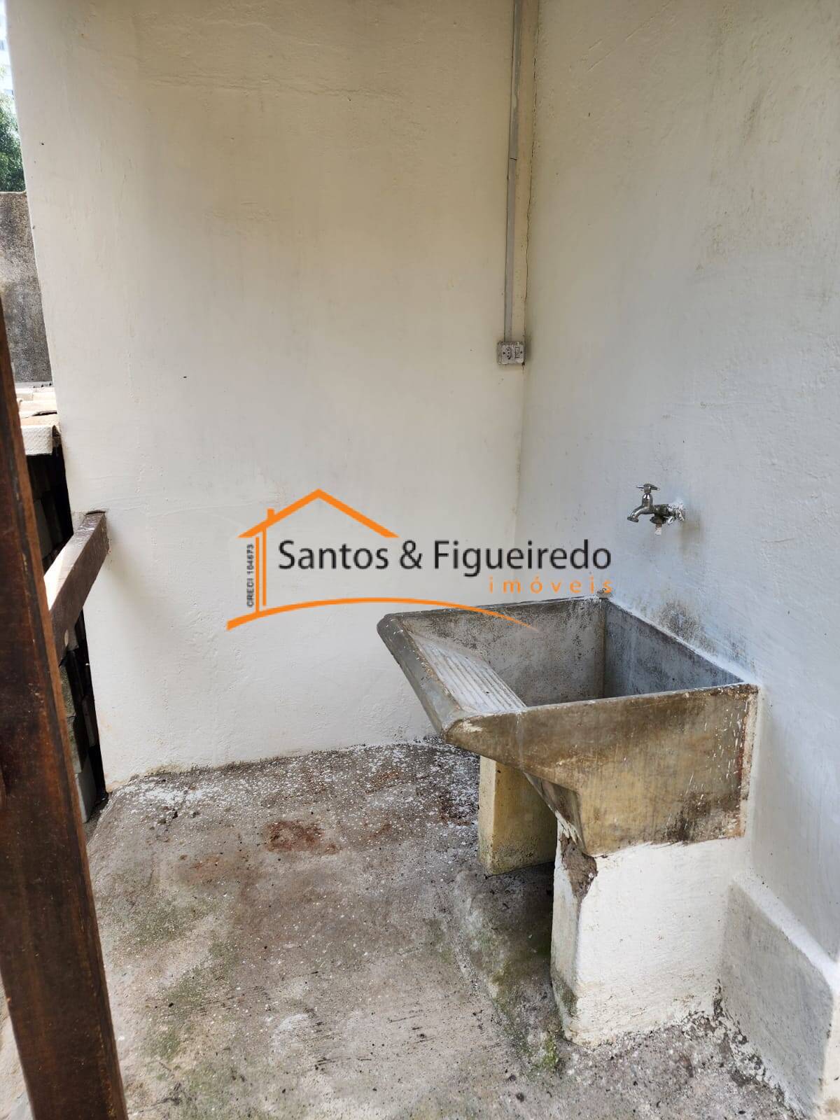 Casa para alugar com 1 quarto, 40m² - Foto 9