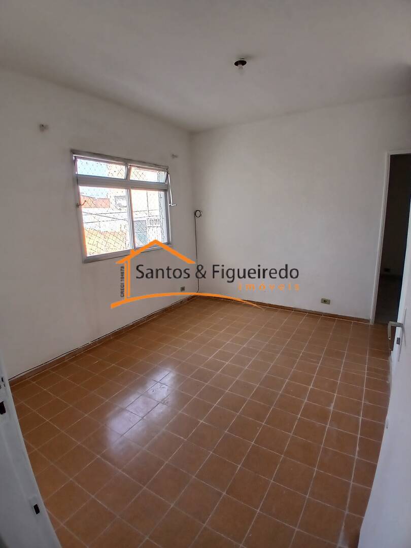 Apartamento para alugar com 2 quartos, 50m² - Foto 4