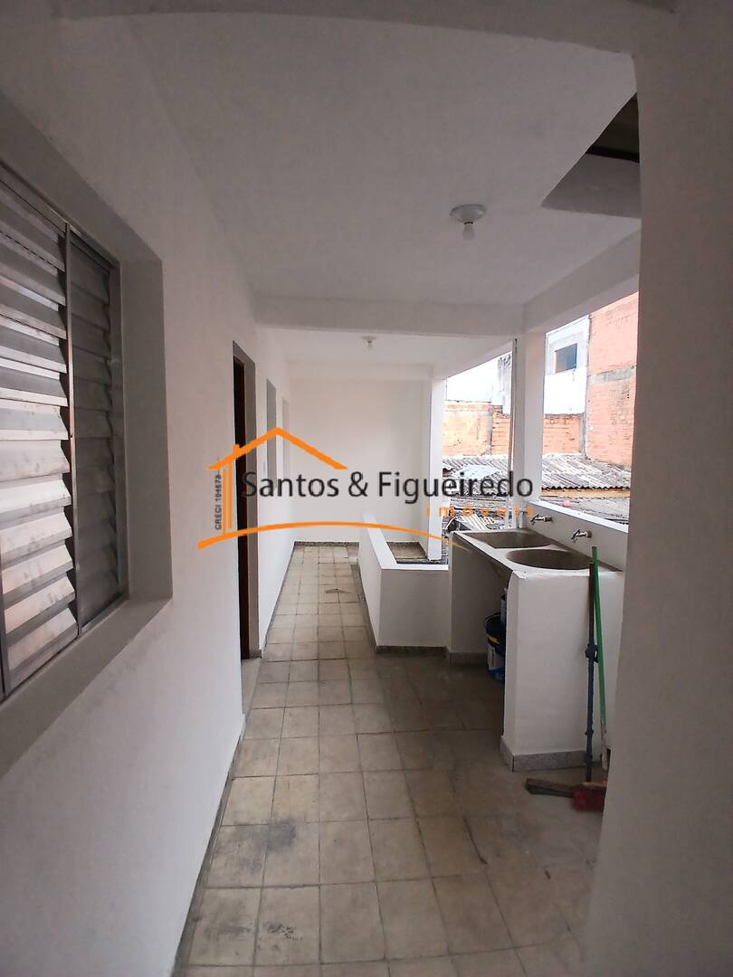 Casa para alugar com 3 quartos, 78m² - Foto 6