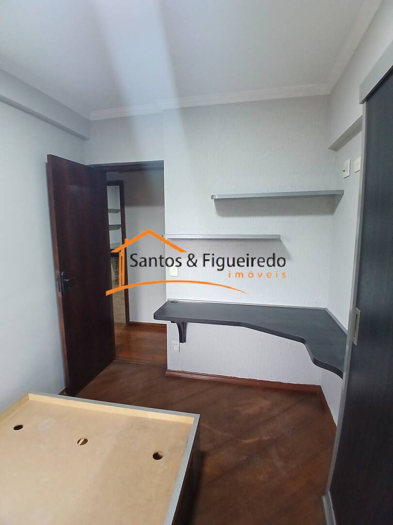 Apartamento para alugar com 3 quartos, 96m² - Foto 15