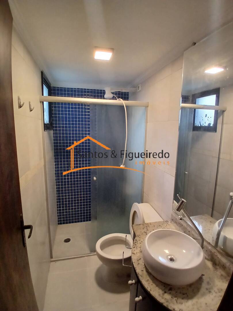 Apartamento para alugar com 3 quartos, 96m² - Foto 17