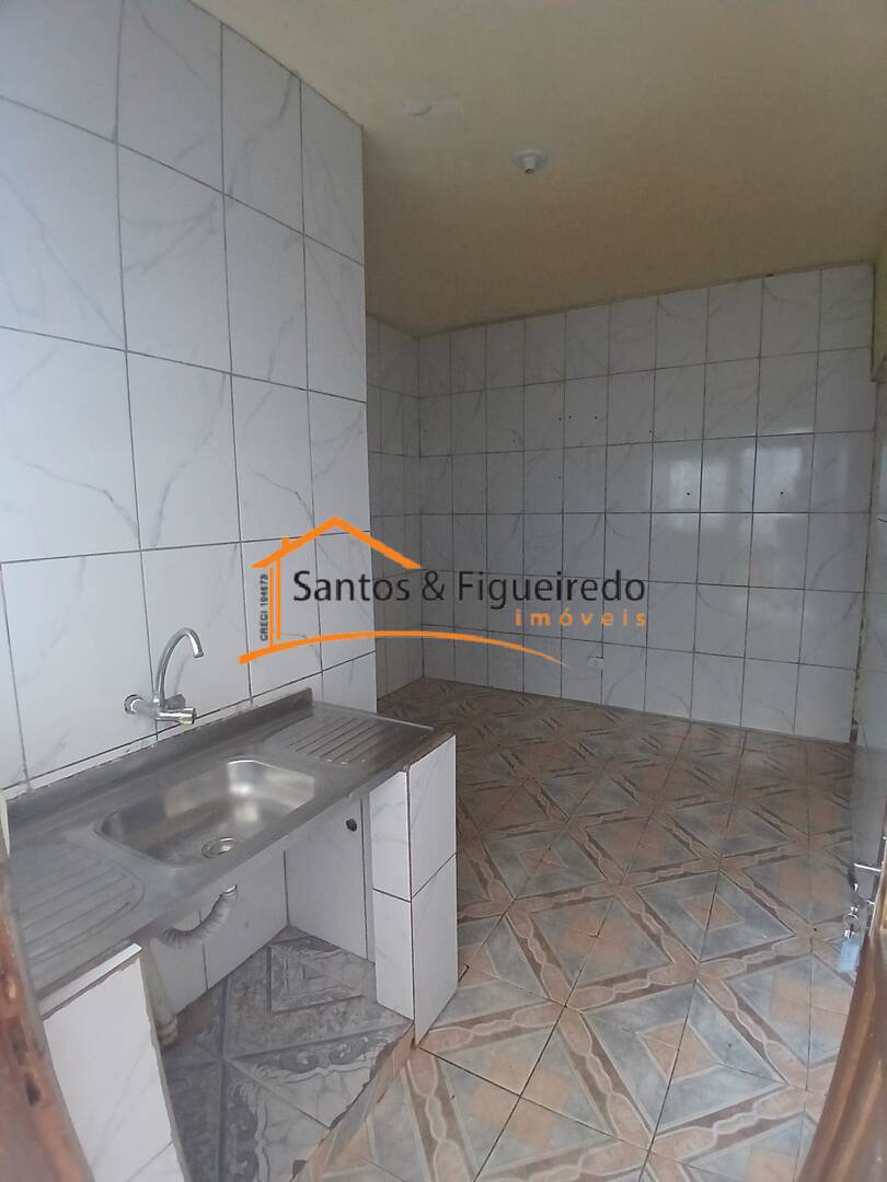 Casa para alugar com 1 quarto, 25m² - Foto 2
