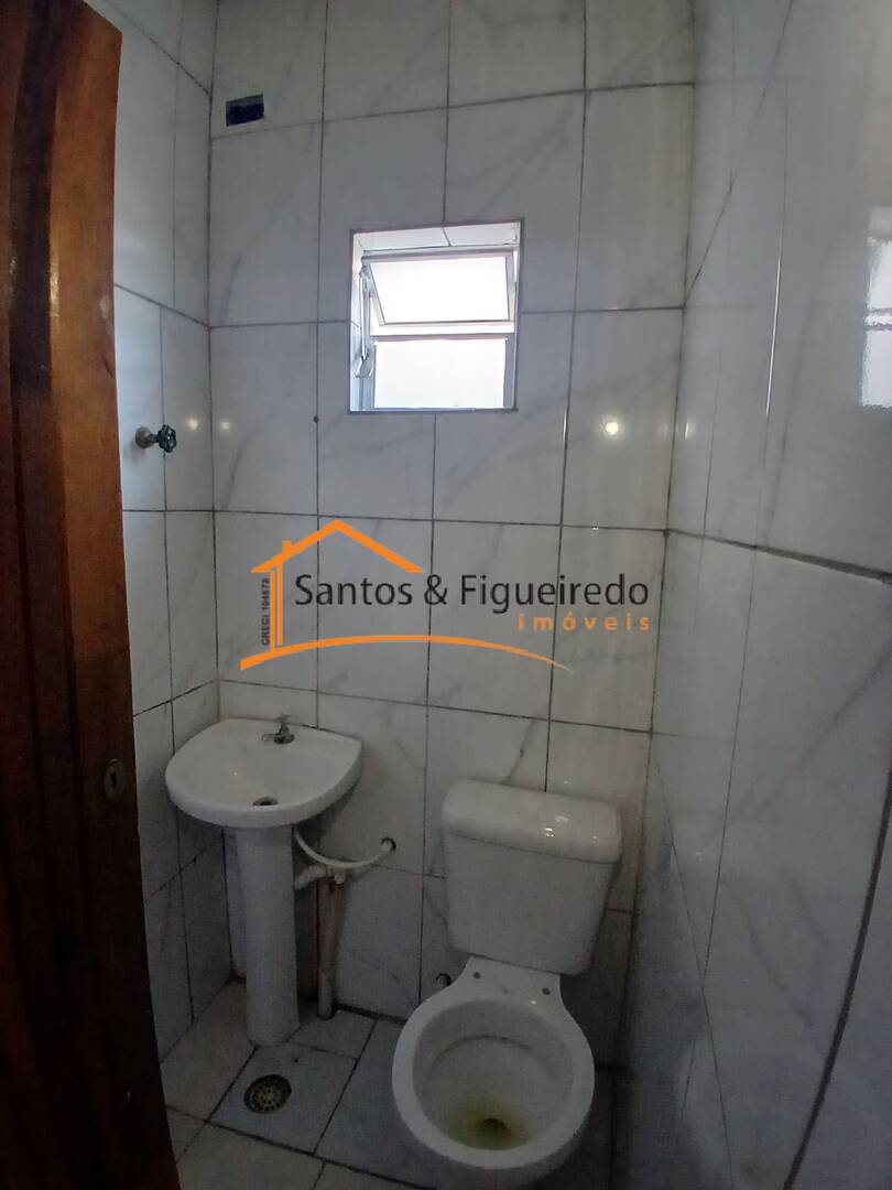 Casa para alugar com 1 quarto, 25m² - Foto 6