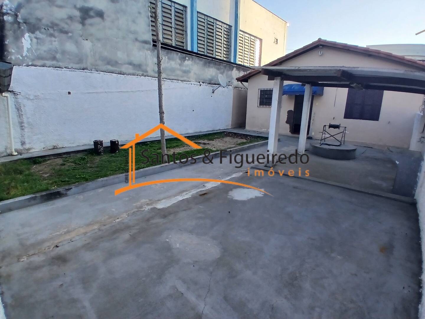 Casa para alugar com 2 quartos, 80m² - Foto 15