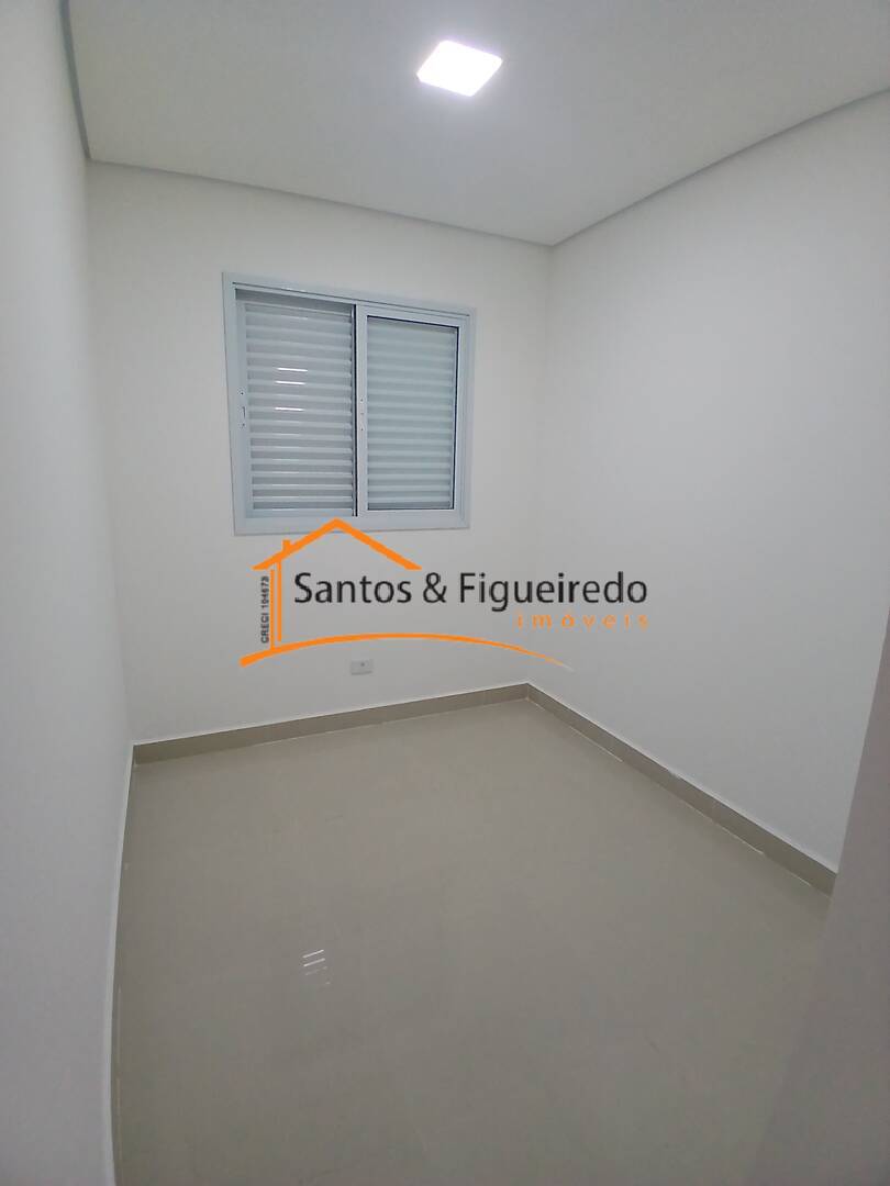 Apartamento para alugar com 2 quartos, 44m² - Foto 4