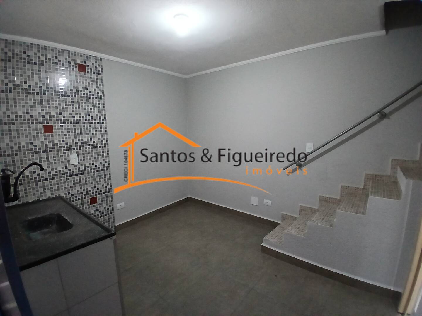 Casa para alugar com 1 quarto, 40m² - Foto 4