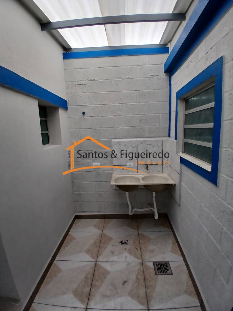 Casa para alugar com 1 quarto, 40m² - Foto 2