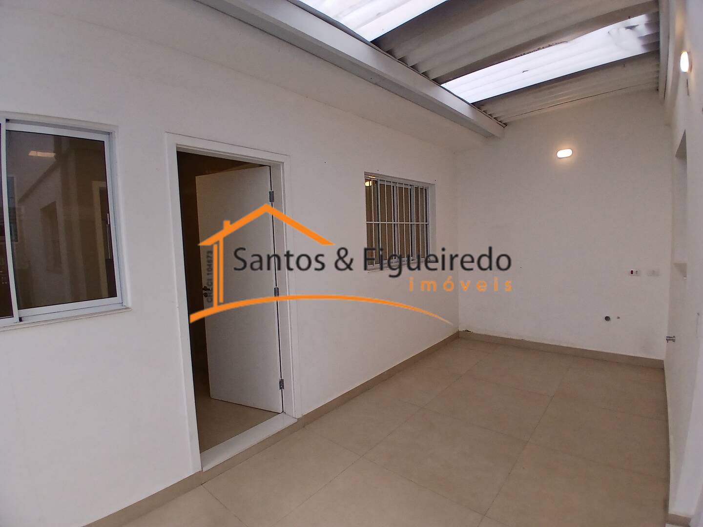 Casa para alugar com 2 quartos, 150m² - Foto 16