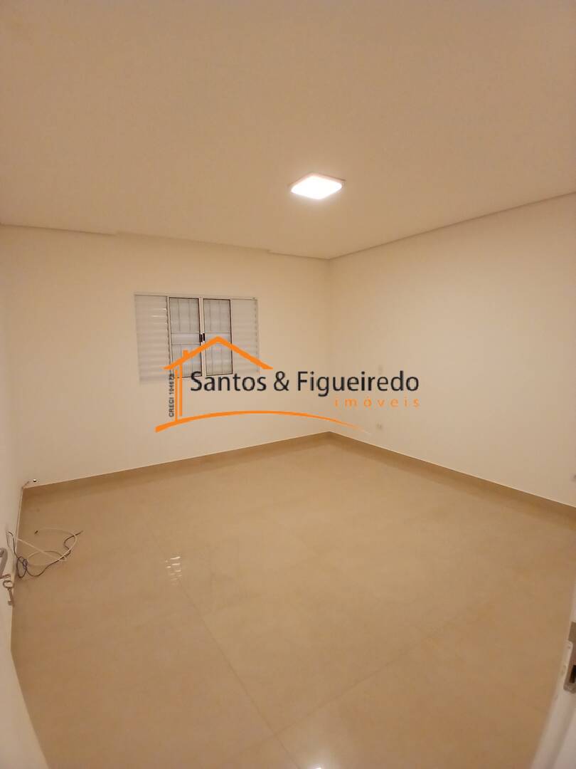 Casa para alugar com 2 quartos, 150m² - Foto 27