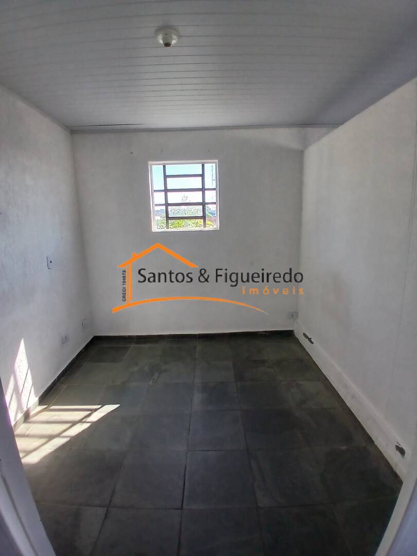 Casa para alugar com 2 quartos, 45m² - Foto 6