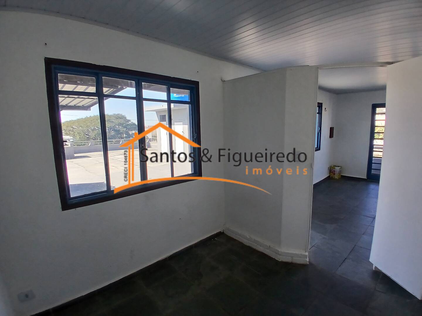 Casa para alugar com 2 quartos, 45m² - Foto 5