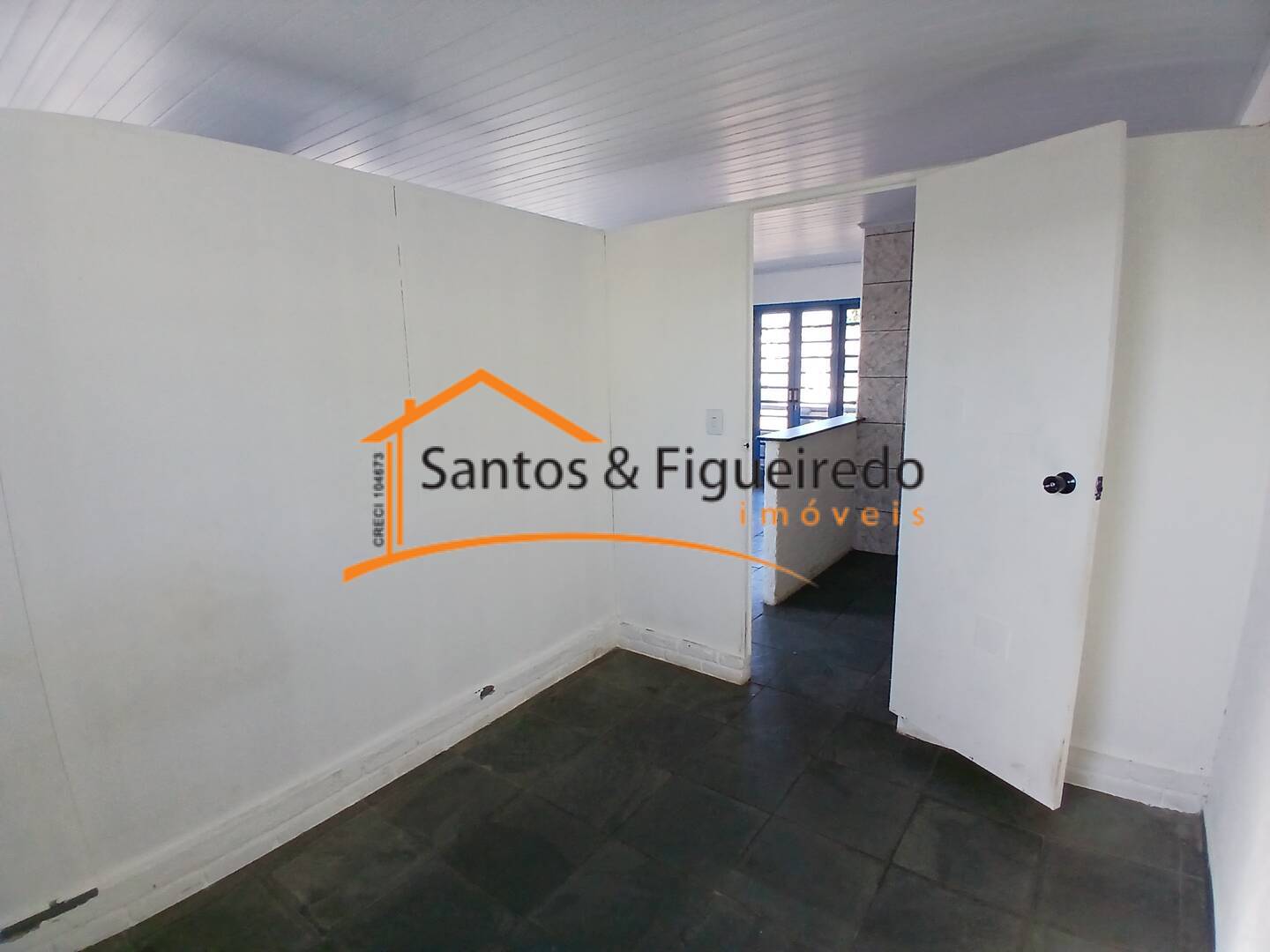 Casa para alugar com 2 quartos, 45m² - Foto 7