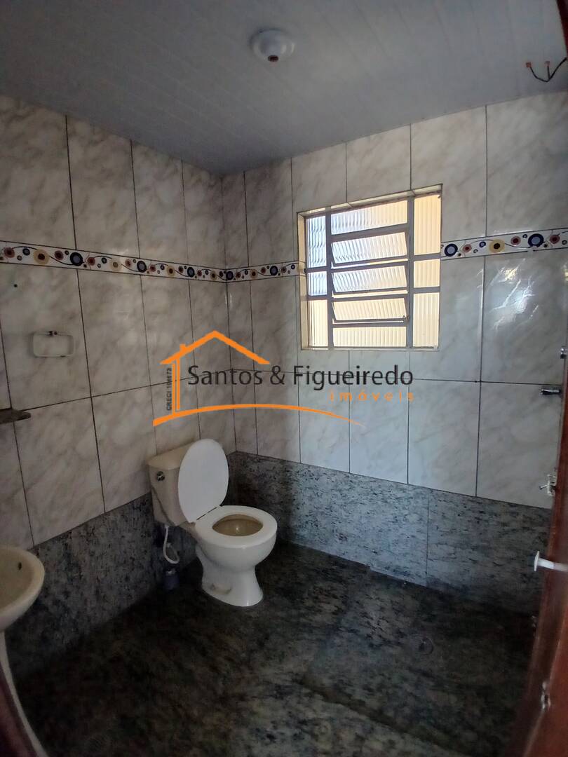 Casa para alugar com 2 quartos, 45m² - Foto 9