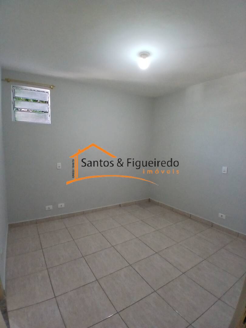 Casa para alugar com 1 quarto, 30m² - Foto 6