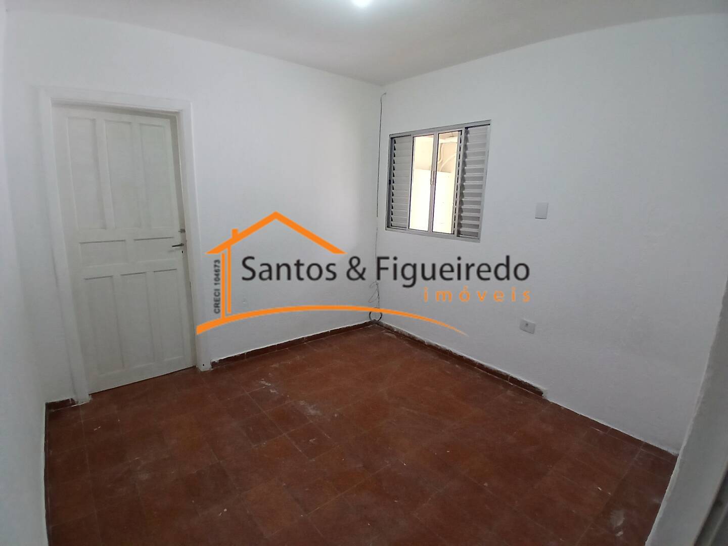 Casa para alugar com 2 quartos, 100m² - Foto 11