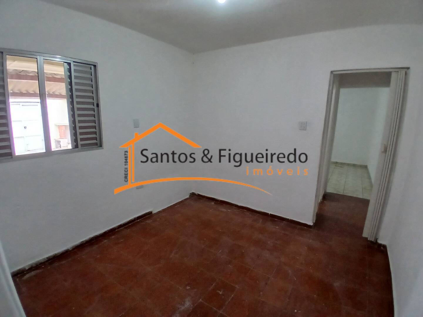 Casa para alugar com 2 quartos, 100m² - Foto 12