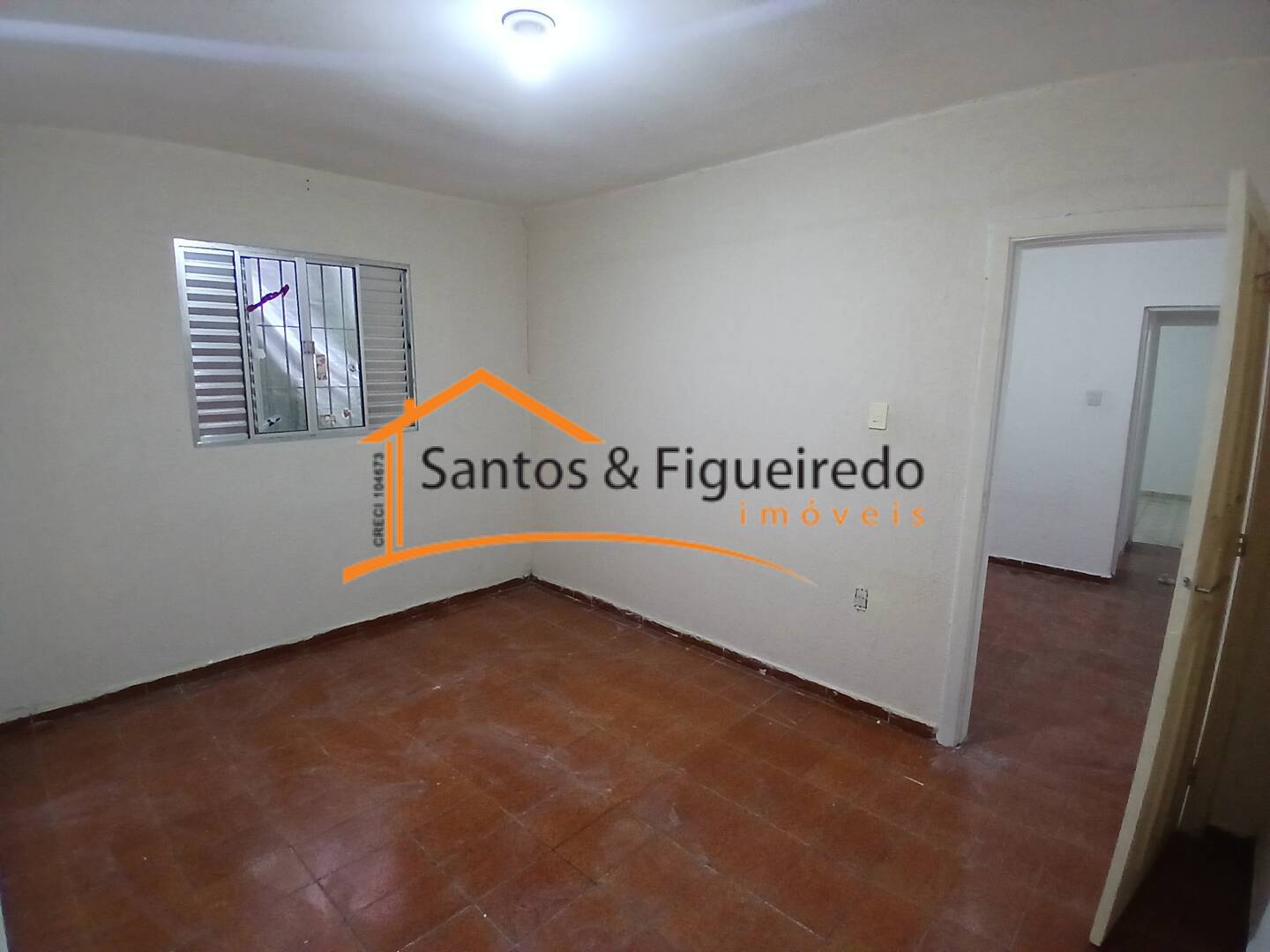 Casa para alugar com 2 quartos, 100m² - Foto 14