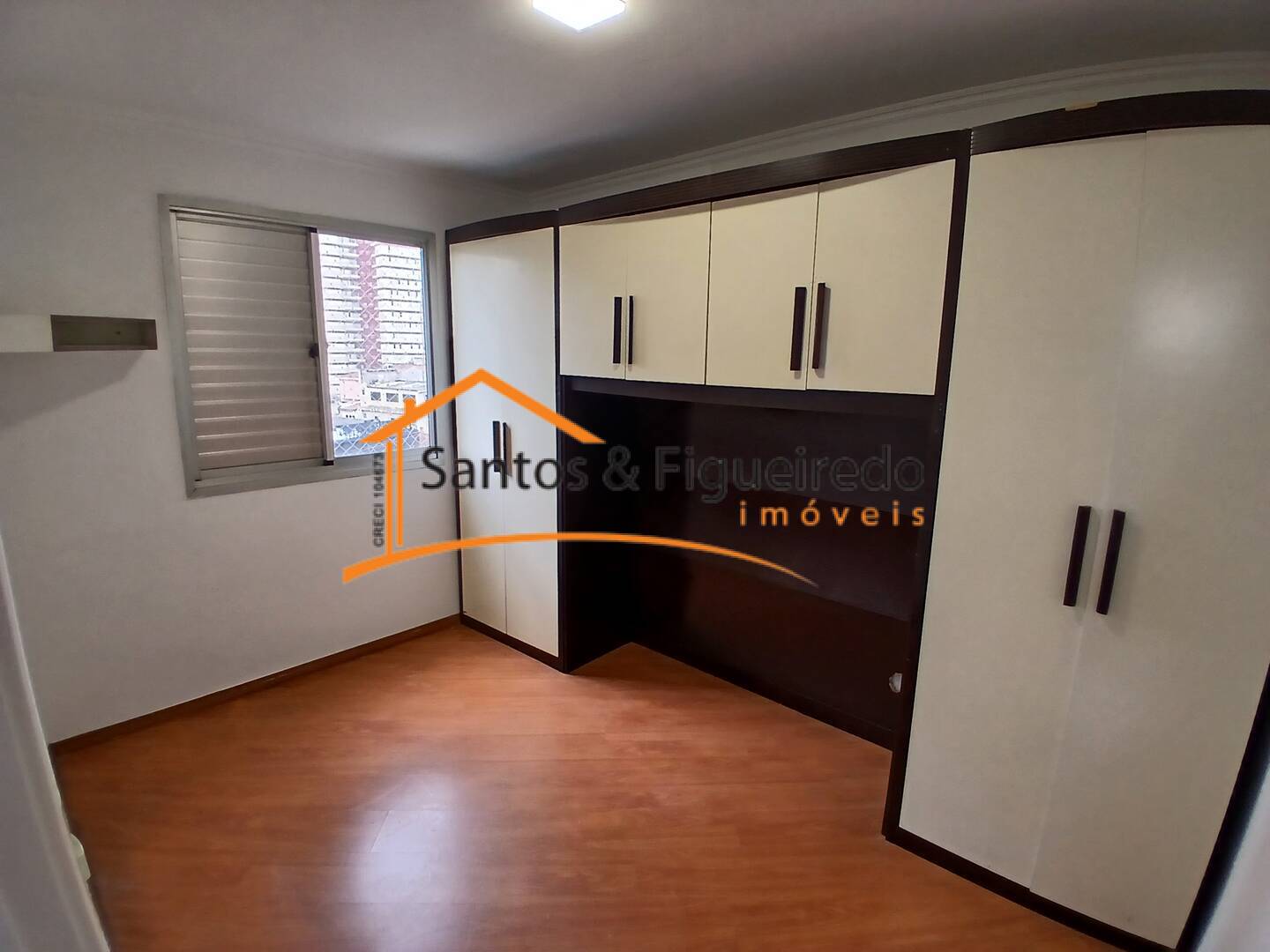 Apartamento para alugar com 2 quartos, 60m² - Foto 12