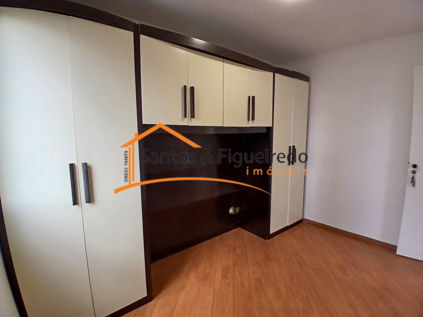 Apartamento para alugar com 2 quartos, 60m² - Foto 13