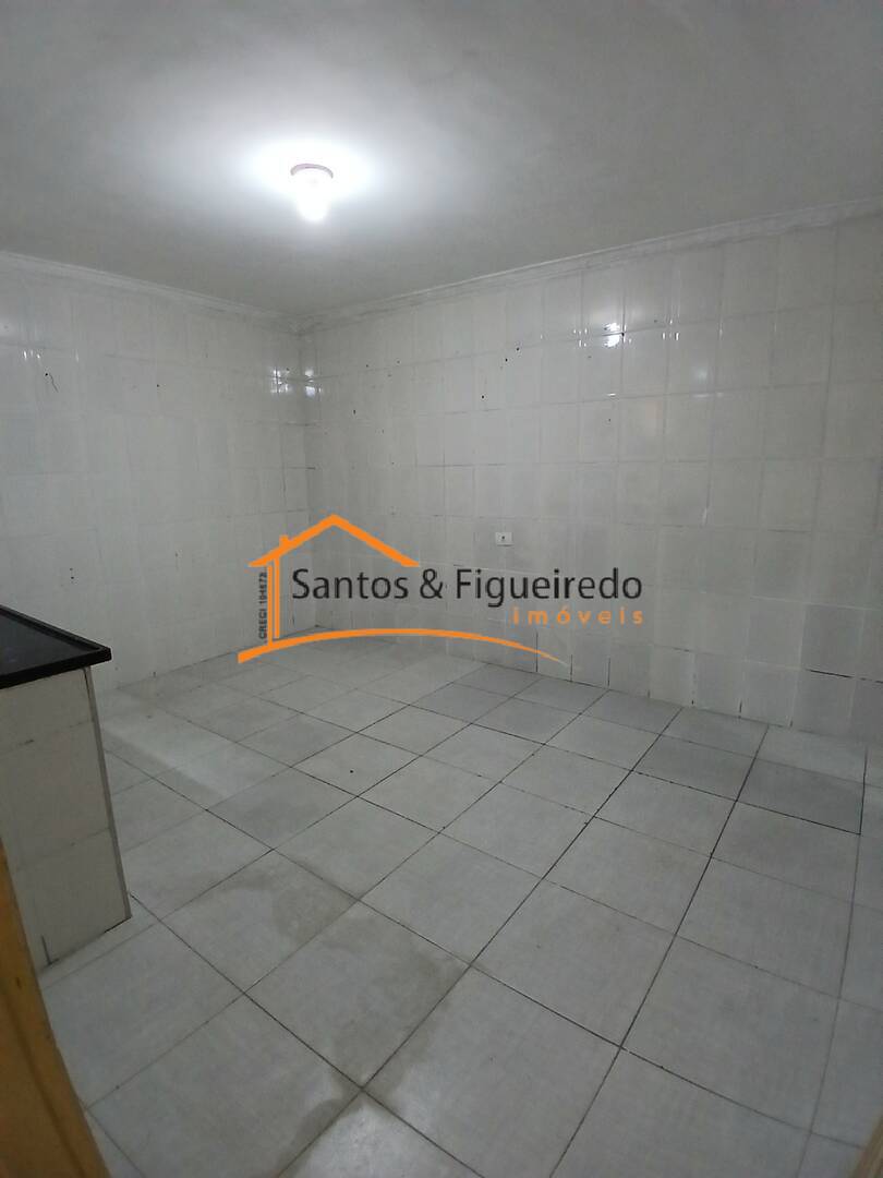 Casa para alugar com 1 quarto, 45m² - Foto 2