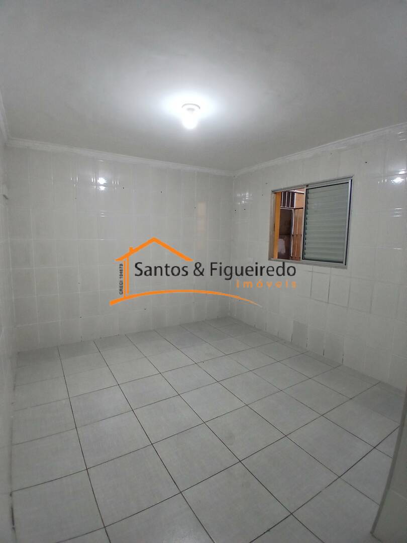 Casa para alugar com 1 quarto, 45m² - Foto 7
