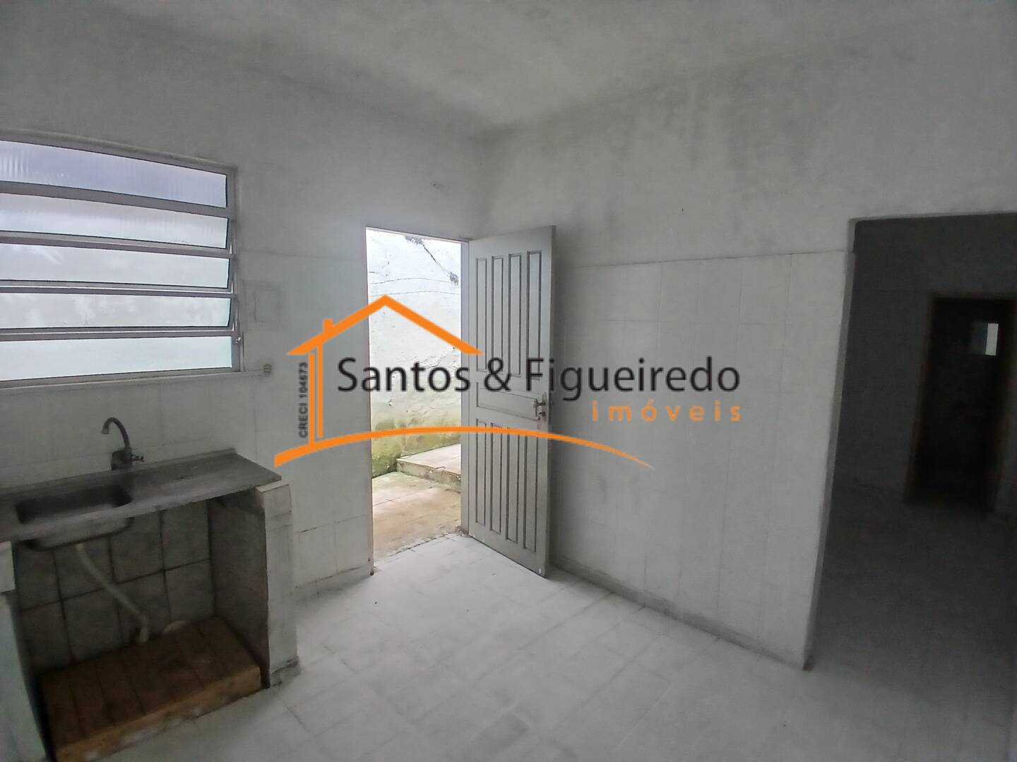 Casa para alugar com 1 quarto, 25m² - Foto 1