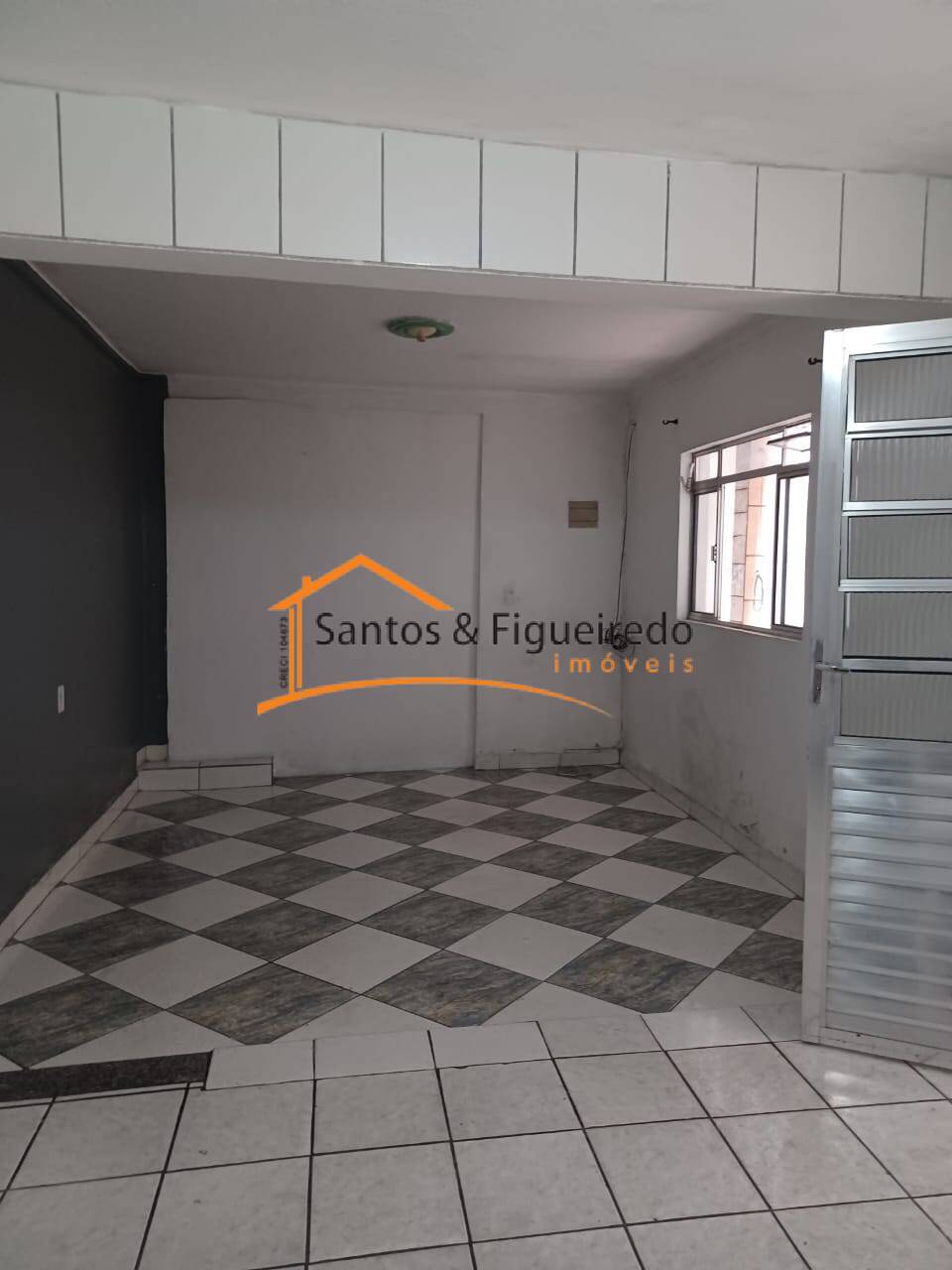 Casa à venda com 4 quartos, 194m² - Foto 1