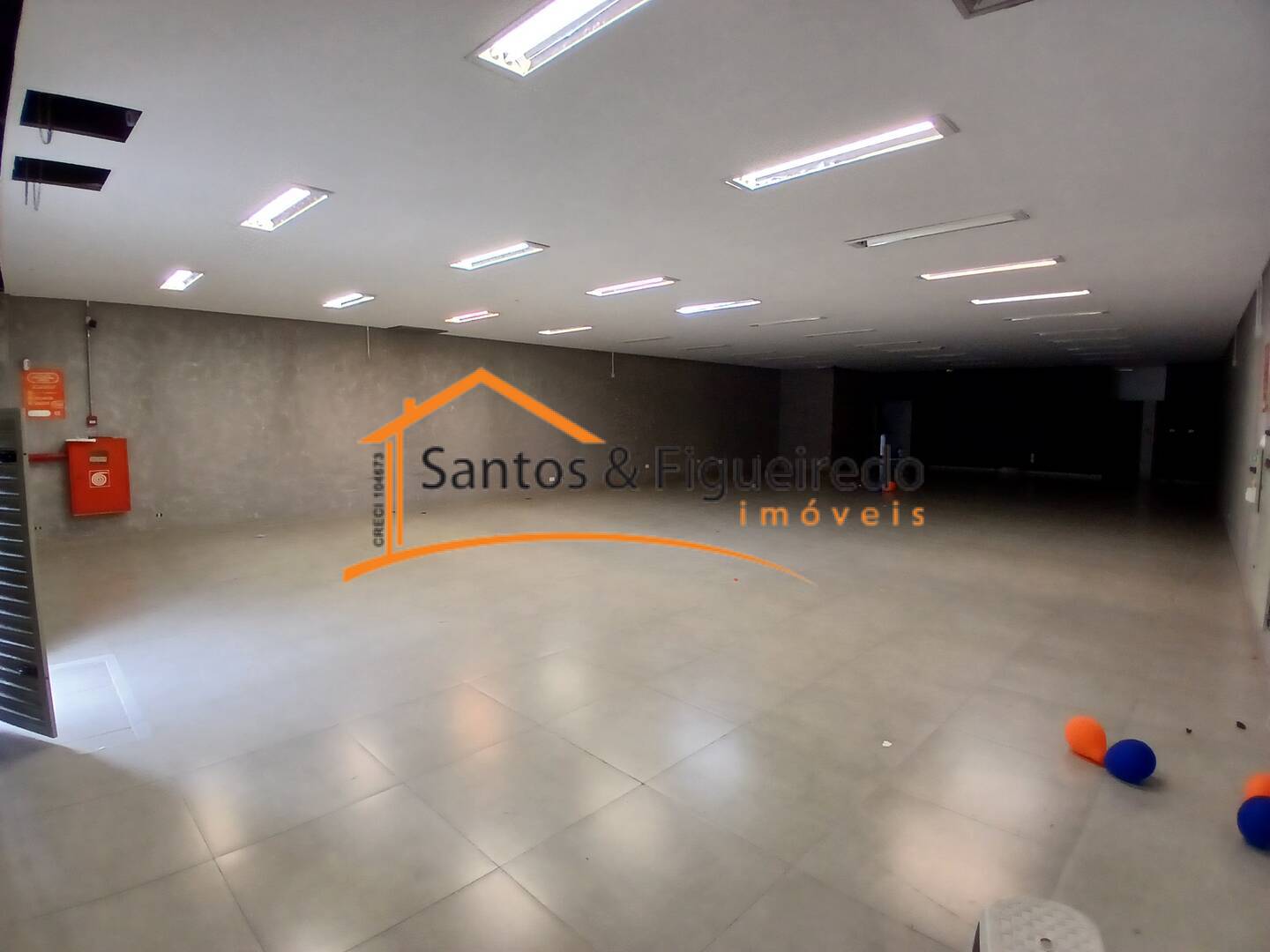 Loja-Salão, 335 m² - Foto 1