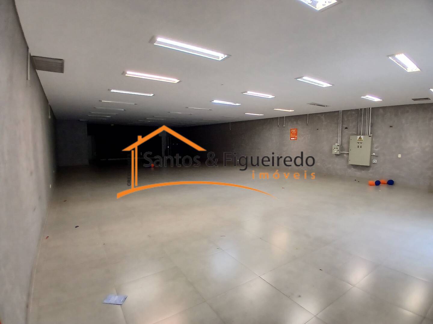 Loja-Salão, 335 m² - Foto 2