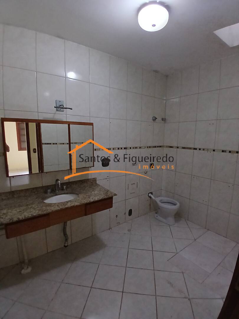 Casa, 7 quartos, 250 m² - Foto 15