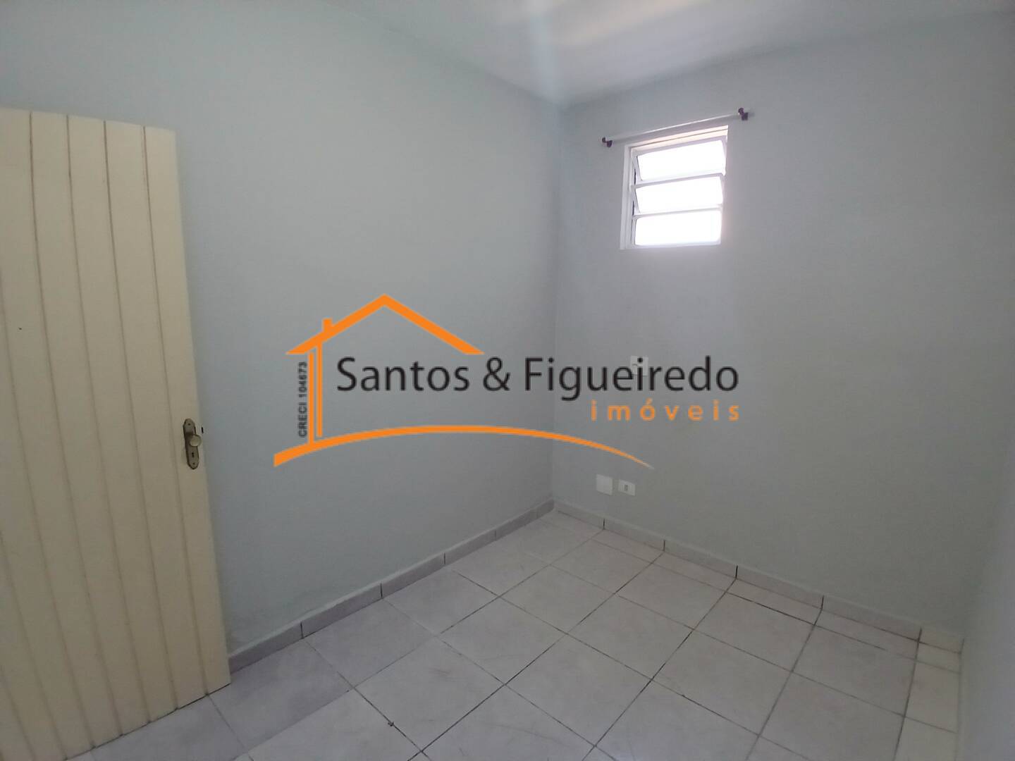 Casa, 1 quarto, 30 m² - Foto 1