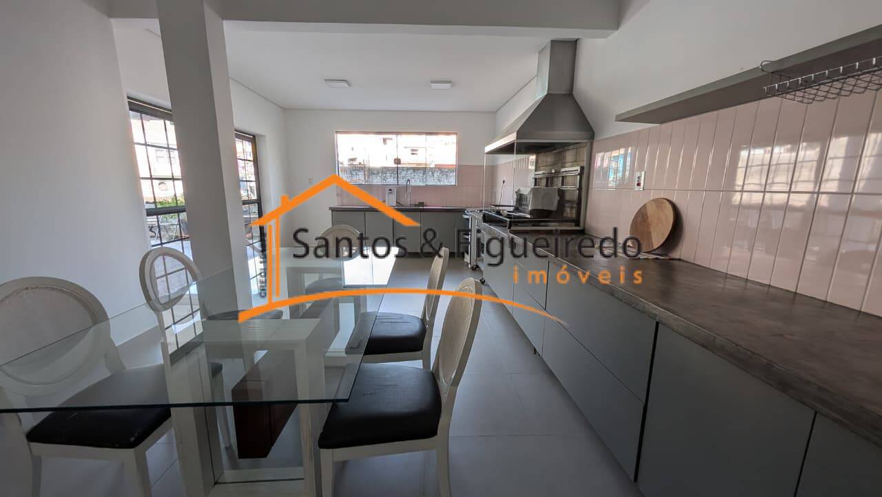 Sobrado, 3 quartos, 324 m² - Foto 2